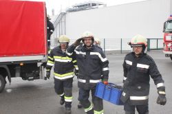 2016 02 14 Uebung   Verkehrsunfall Mit Menschenrettung 20160214 1520045466