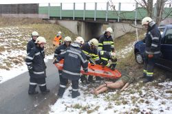 2016 02 14 Uebung   Verkehrsunfall Mit Menschenrettung 20160214 1815483322